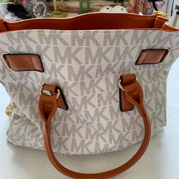 Michael Kors Logo Womens Handbag Satchel Bag pre-owned VGC designer logo 🤎 - Picture 9 of 16